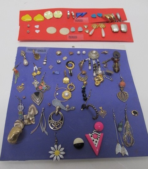 lot 140 image: Group of Earring Sets & Sheet of Single Earrings