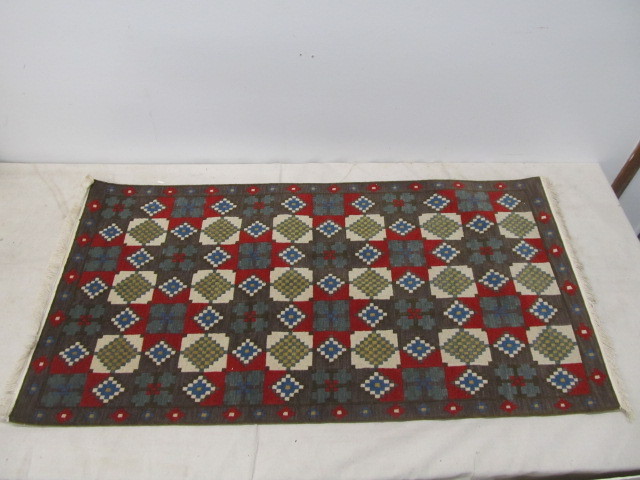 lot 60 image: Hand Knotted Rug