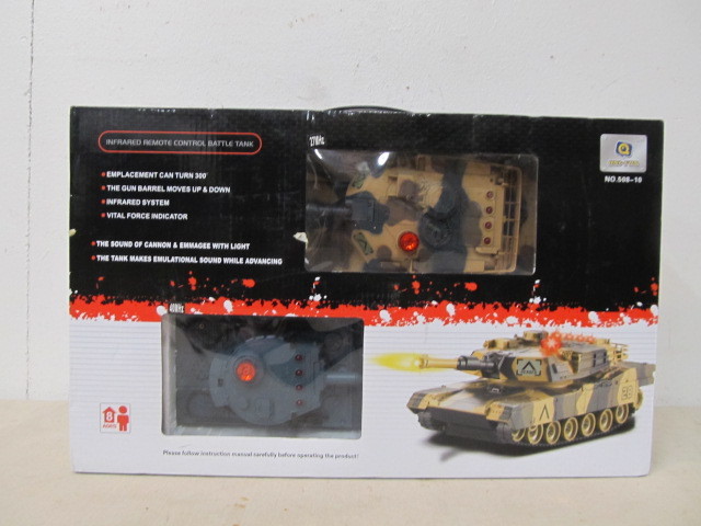 lot 82 image: New in Box Remote Control Tanks