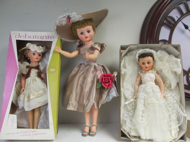 lot 97 image: Nice Lot of Large 1950s Dolls