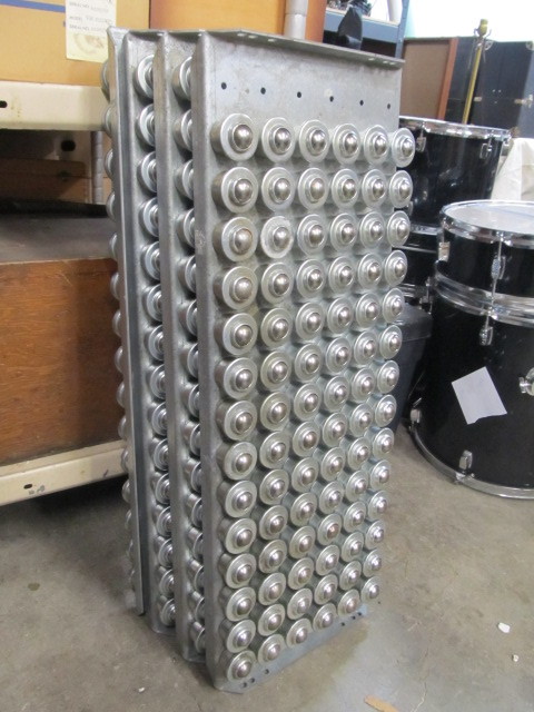 lot 71 image: HEAVY DUTY Steel Rolling Ball Conveyor System