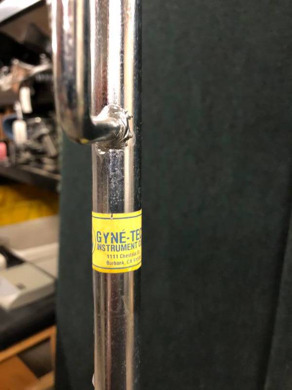 lot 23 image: Oxygen Cylinder Tank Cart