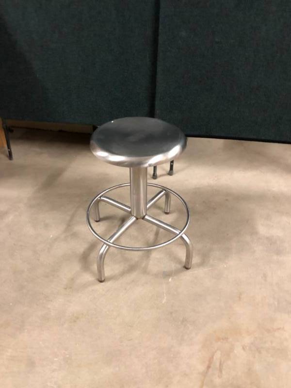 lot 31 image: STAINLESS STEEL STURDY STOOL