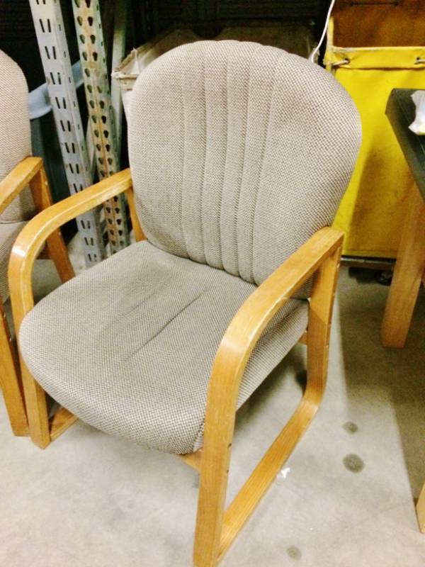 lot 82 image: MSRP $600 3 Office Star Products Matching Oak Wood Sled Base Upholstered Medical Clinic Office Visitor Side Guest Chairs - Super Condition- No Stains