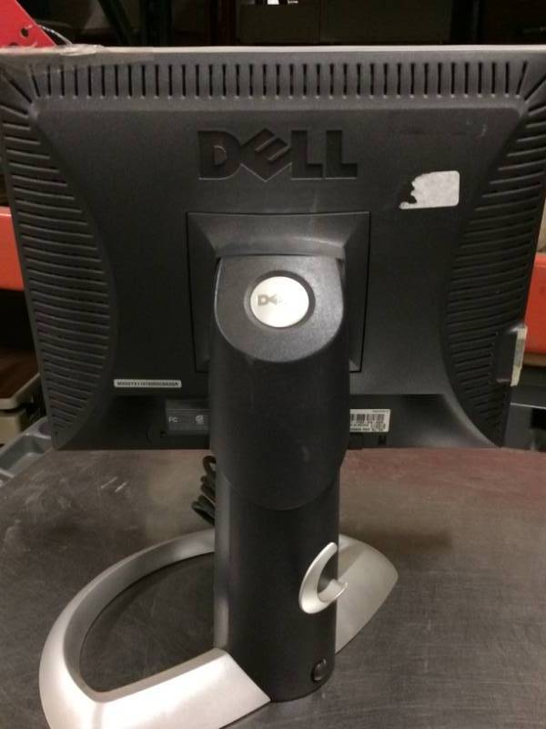 lot 83 image: DELL COMPUTER MONITOR