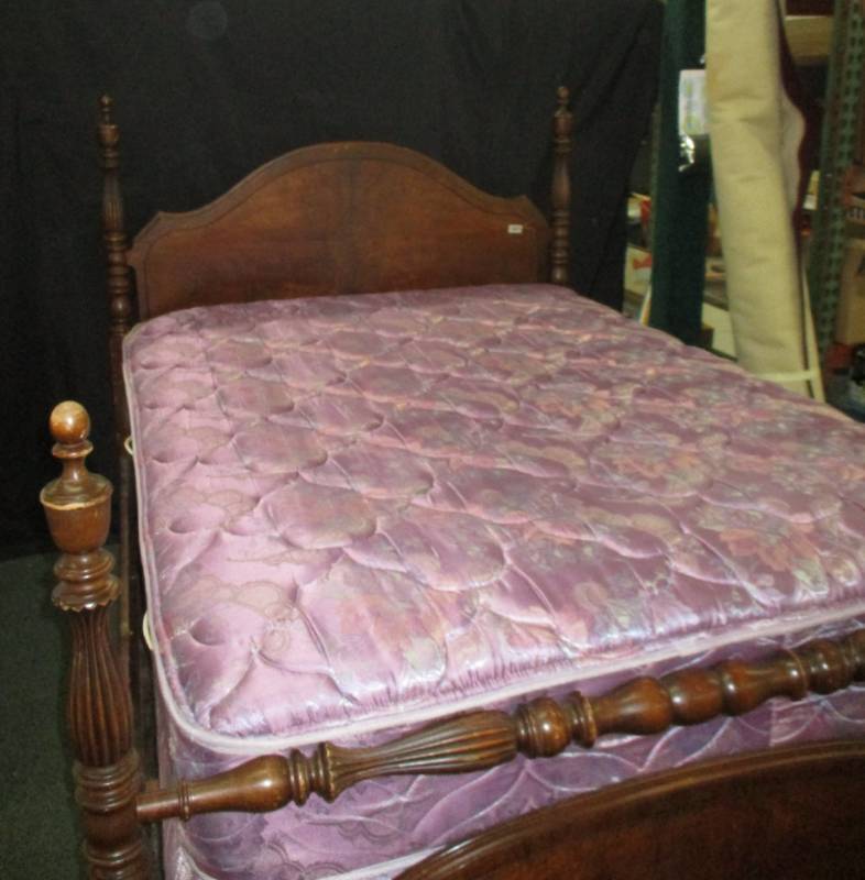 lot 3 image: Full Size Bed With Boxspring and Mattress Nice Condition King Coil