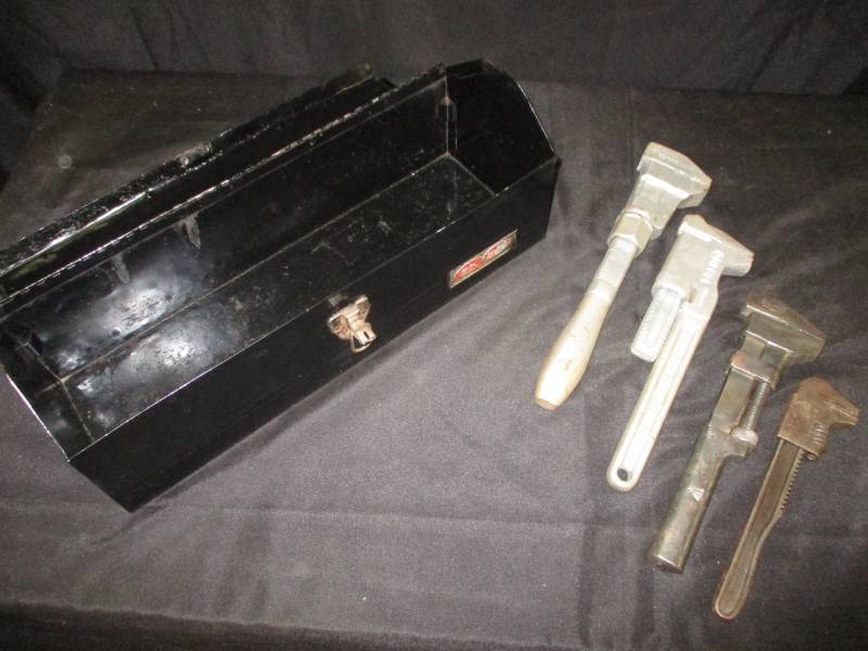 lot 51 image: SK toolbox w4 monkey wrenches 1 stamped Soo Line 1 stamped GNR