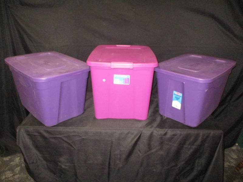 lot 84 image: Tubs