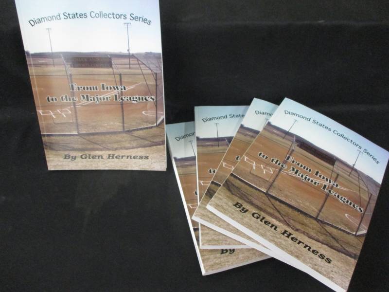 lot 117 image: 5 Count Diamond State Collector Series From Iowa toThe Major Leaugues Signed By Author Glen Herness Ashby Complex on the front