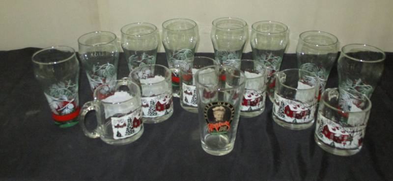 lot 148 image: Coca Cola Christmas Glasses and Cups