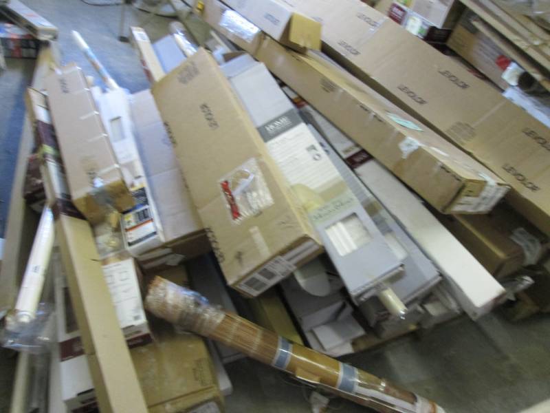 Extra Large Lot of Assorted Sized B...