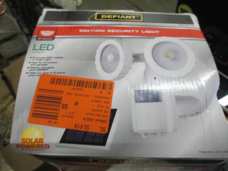 Defiant 180-Degree White Solar Powe...