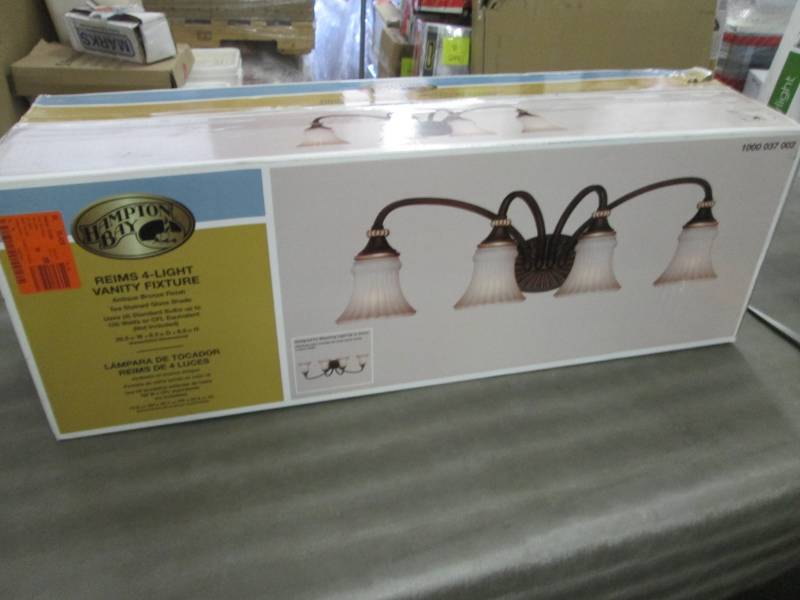 Hampton Bay Reims 4-Light Berre Wal...