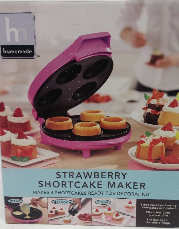 lot 31 image: Strawberry Shortcake Maker, as-new in box