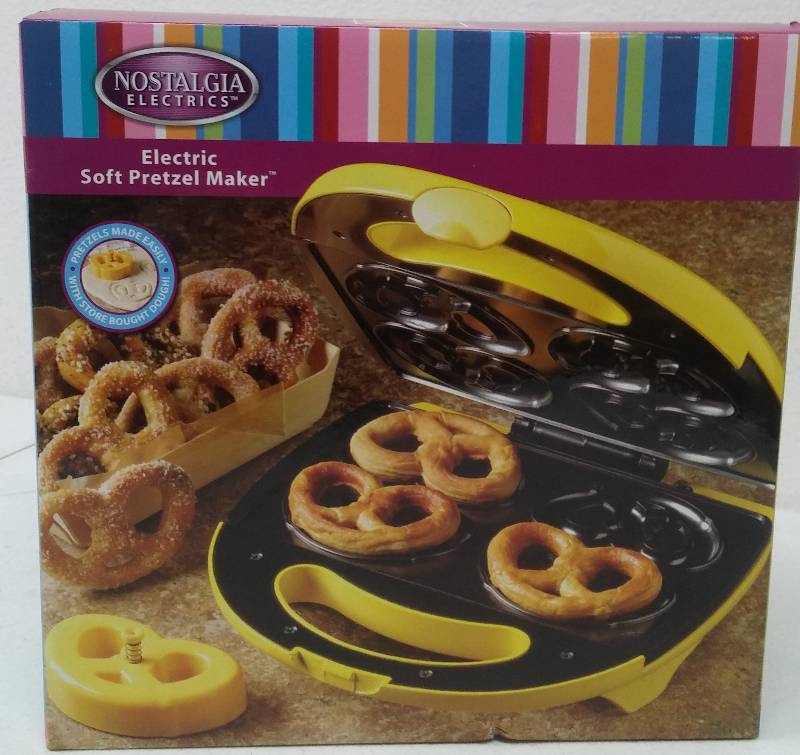 lot 40 image: Electric Soft Pretzel Maker, as-new in box