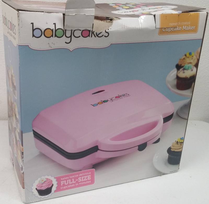 lot 25 image: Full Size Cupcake Maker, as-new in box