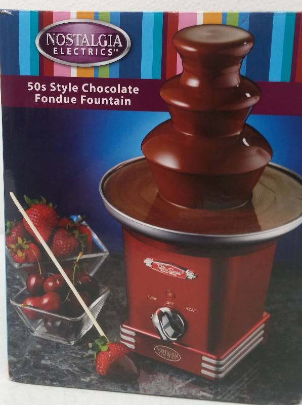 lot 105 image: Nostalgia Electrics-50s Style Chocolate Fondue Fountain, as-new in box