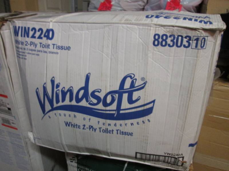 lot 20 image: Case of 96 Rolls of Toilet Tissue  ...