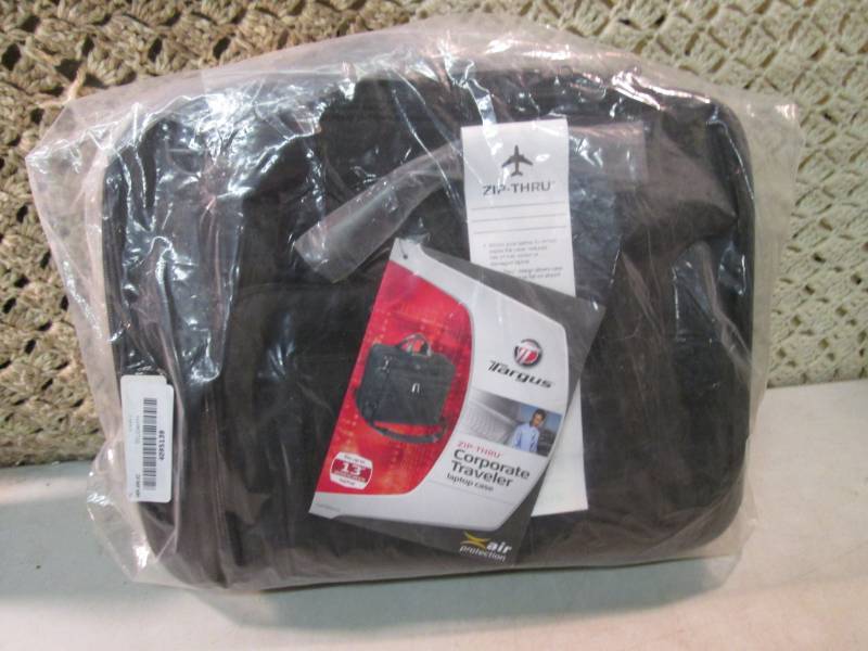 lot 23 image: Targus Zip-Thru Corporate Traveler ...