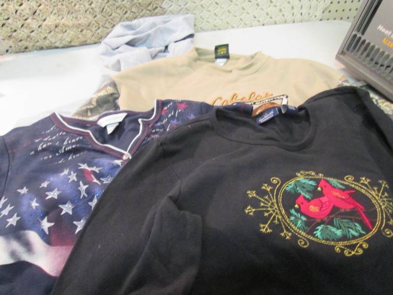lot 85 image: Lot of 4 Ladies Tops Various Sizes ...