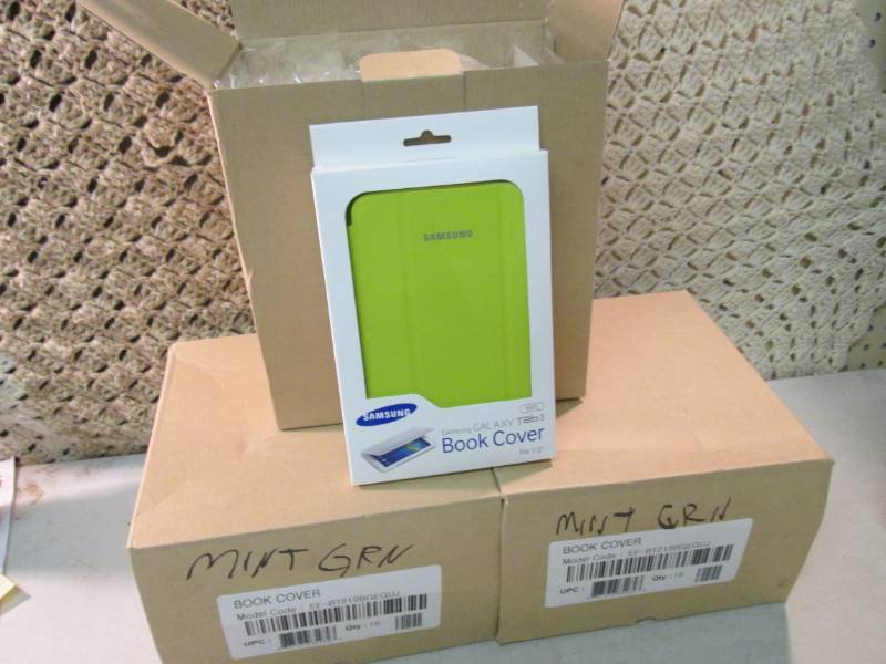 lot 160 image: Lot of 30 Samsung Galaxy Tab3 Book ...