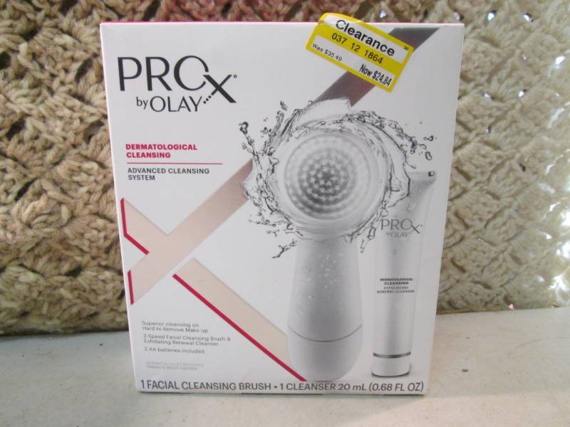 lot 189 image: Pro X by Olay Dermatological Cleans...