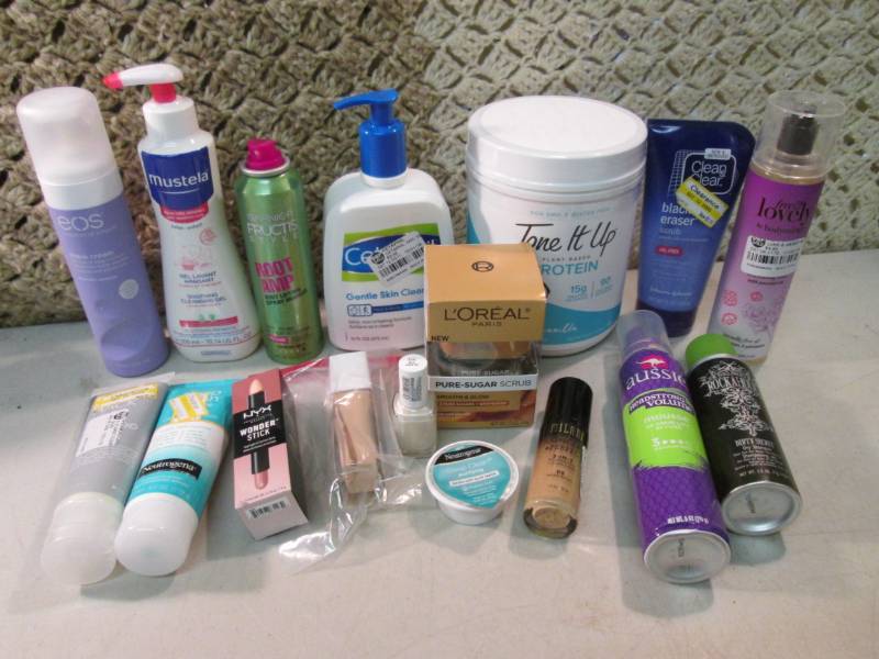 lot 195 image: Lot of Misc Personal Items  BS...