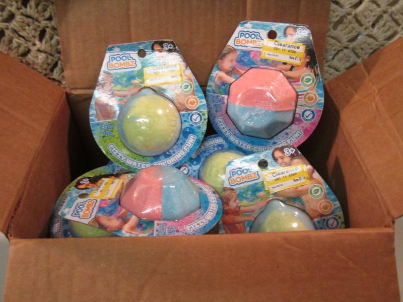 lot 224 image: Lot of 16 Pool Bombz Retail $3.99 e...