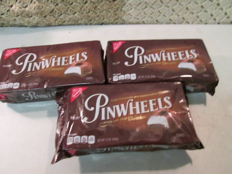 lot 239 image: 3 Packs of Pinwheels Cookies Best b...