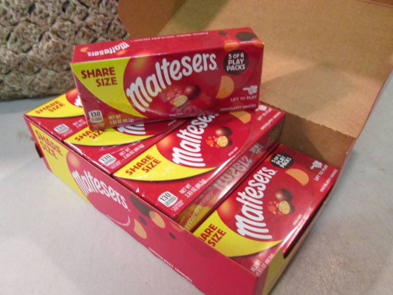 lot 245 image: Box with 8 Share Size Boxes of Malt...