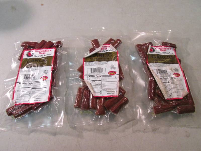 lot 265 image: 3 Packs of Wisconsins Best Naturall...