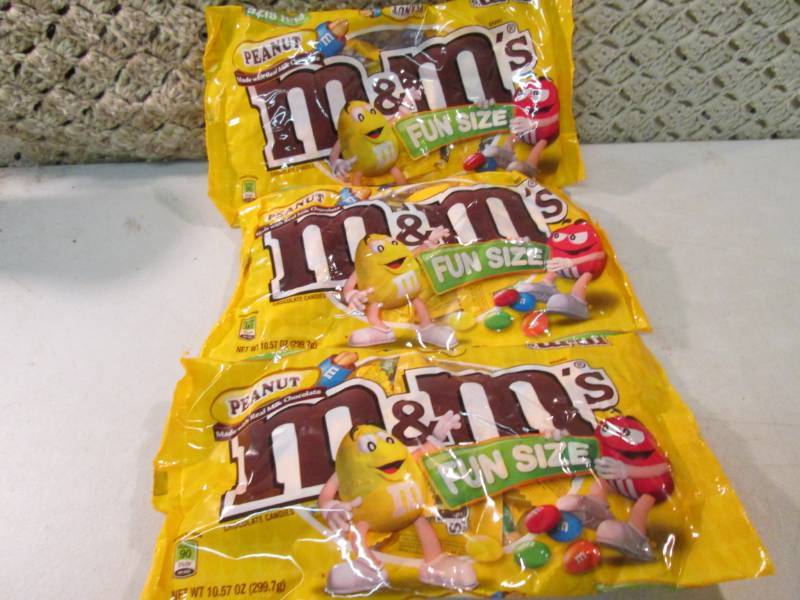lot 297 image: 3 Bags of Fun Size Bags of Peanut M...