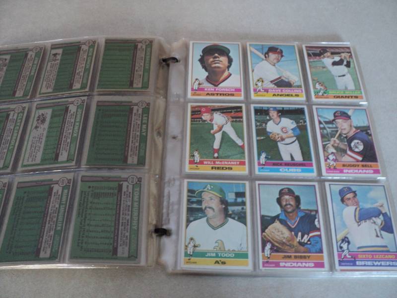 1976 Topps Baseball Cards...