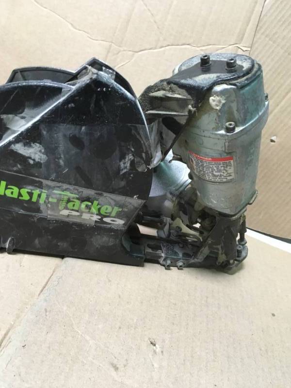 Hitachi NV50AP Pneumatic Nailing System USED in working condition
