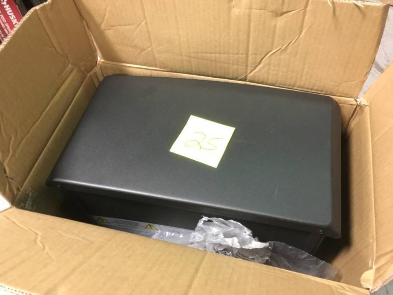 Hampton Bay Kingham 1,000 sq. ft. Panoramic Infrared Electric Stove in Black with Electronic Thermostat  open box in like new condition