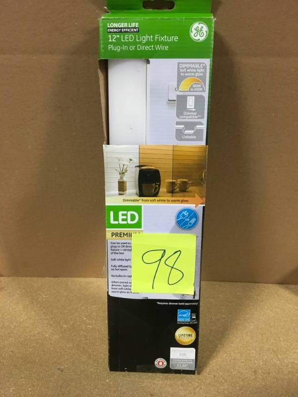 GE  12 in. Under Cabinet Premium Convertible - Dim to Warm in good conditions