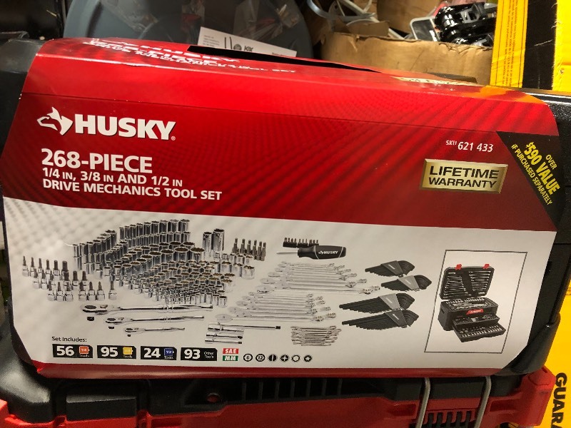 Husky  Mechanics Tool Set (268-Piece) not used