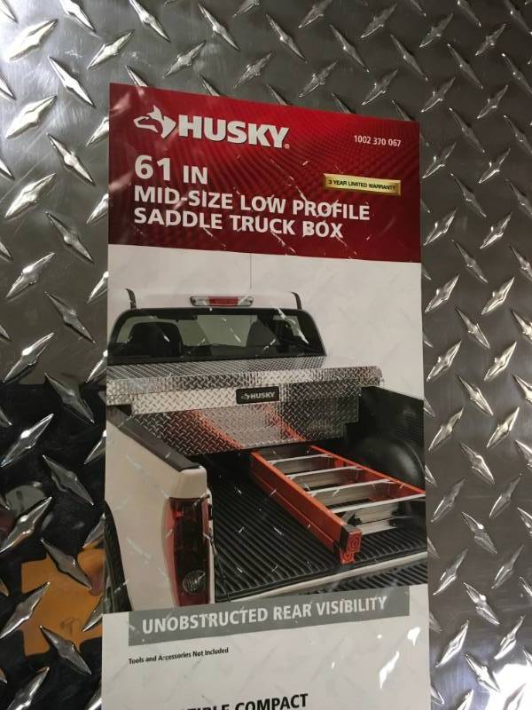 Husky 61.8 in. x 20.5 in. x 15.7 in. Aluminum Compact Low Profile Saddle Truck Box MISSING KEY SEE PICS DAMAGE