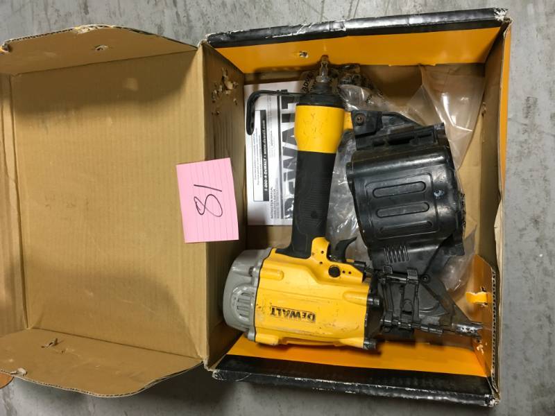 DEWALT Pneumatic 15° Coil Framing Nailer in very good condition