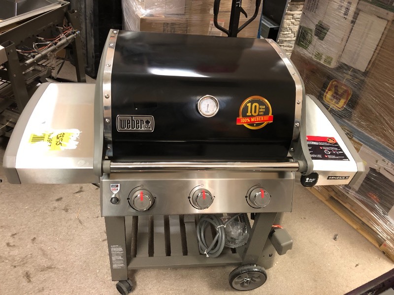 Weber  Genesis II E-310 3-Burner Natural Gas Grill in Black with Built-In Thermometer  NOT USED WHITS MALL SCRATCH AND DENTS