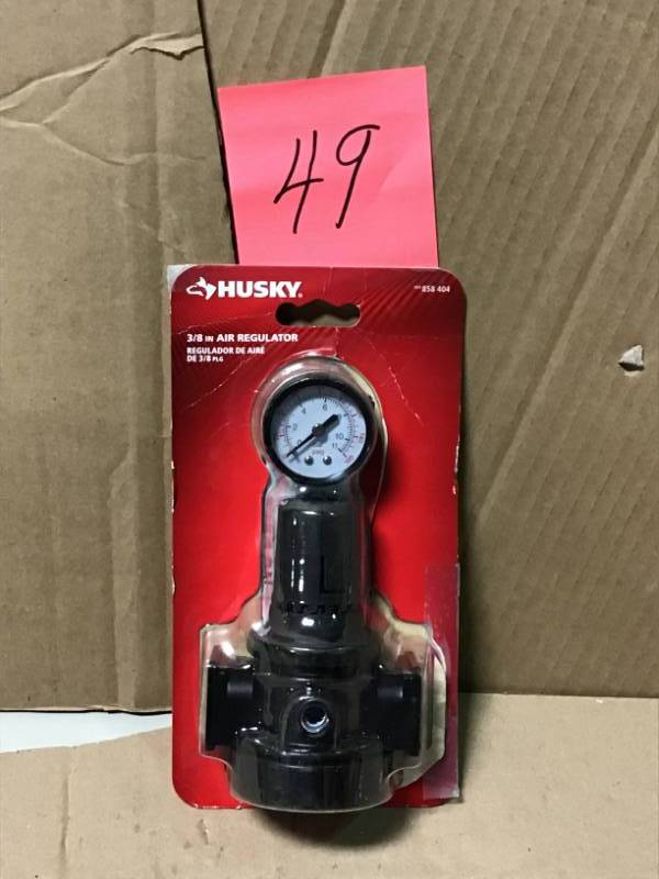 lot 49 image: Husky 38 in. Regulator with Gauge open box in like new condition