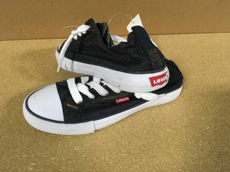 levi's stan g shoes