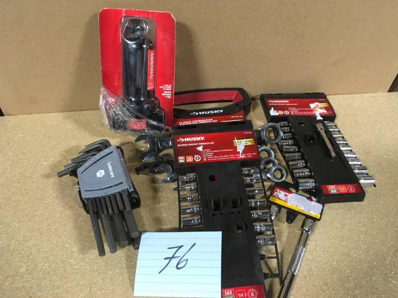 lot 76 image: LOT OF HUSKY MISC TOOLS