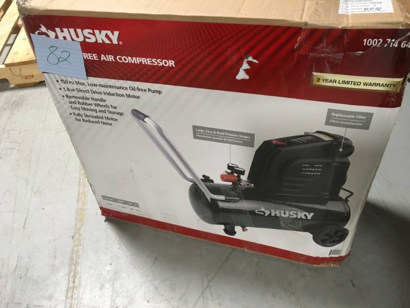 lot 82 image: Husky 8g 150 Psi Hotdog Air Compressor in very good condition