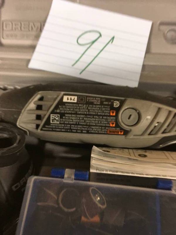 lot 91 image: Dremel 3000 Series 1.2 Amp Variable Speed Corded Rotary Tool Kit with 28 Accessories and Carrying Case USED
