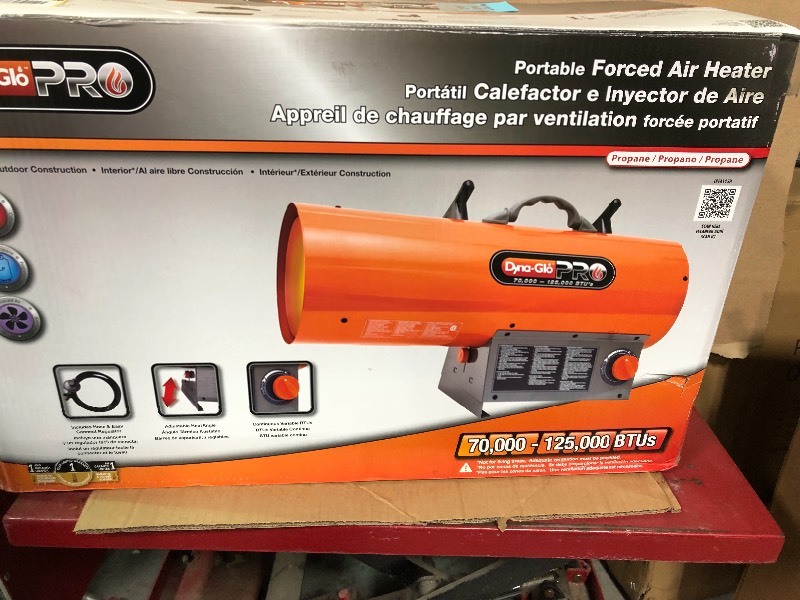 lot 108 image: Dyna-Glo Pro  125K BTU Forced Air LP Gas Portable Heater  in good conditions