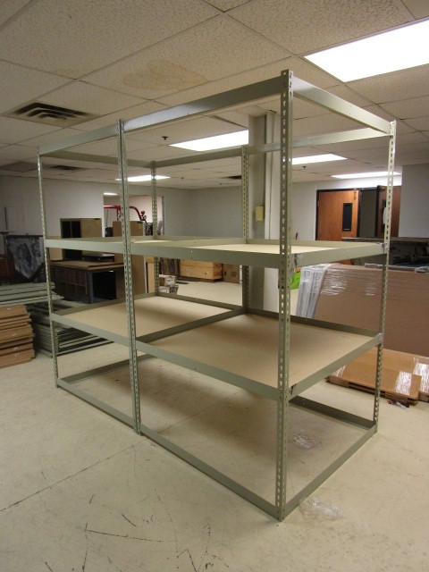 lot 527 image: METAL SHELVING UNIT