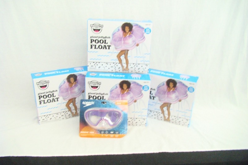 lot 42 image: Lot of 4 New Unopened in Box Giant Jellyfish Pool Floats with Swim Goggles