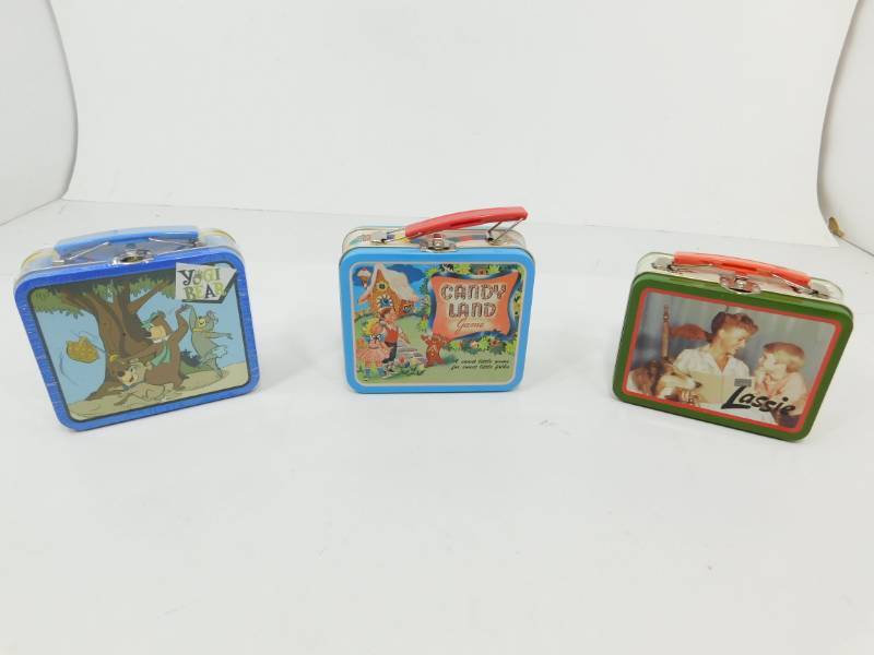 lot 22 image: One New & Two Like New Lunch Pails