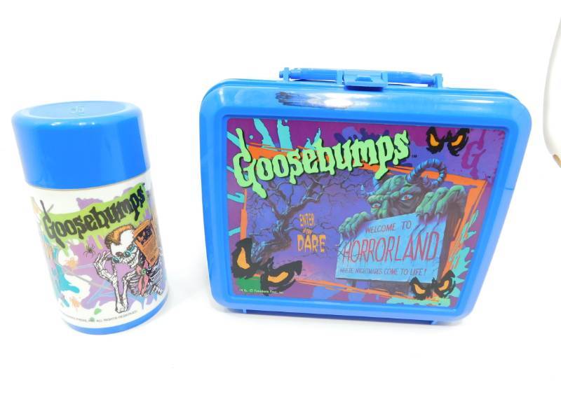 lot 36 image: Goosebumps (Enter If You Dare)-(Welcome To Horrorland Where Nightmares Come To Life) Lunch Pail & Thermos